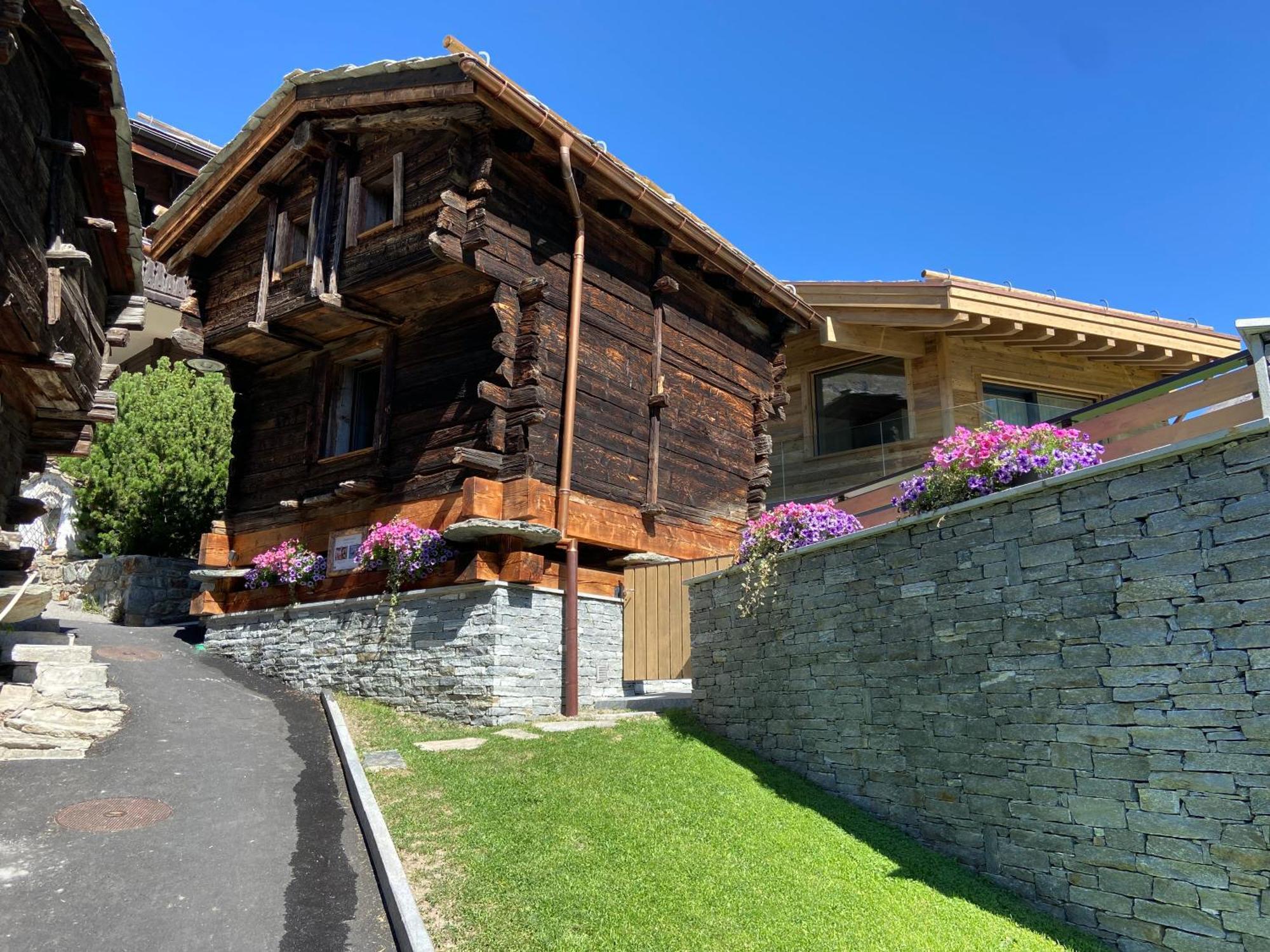 Chalet Coral Und Zermatter Stadel المظهر الخارجي الصورة
