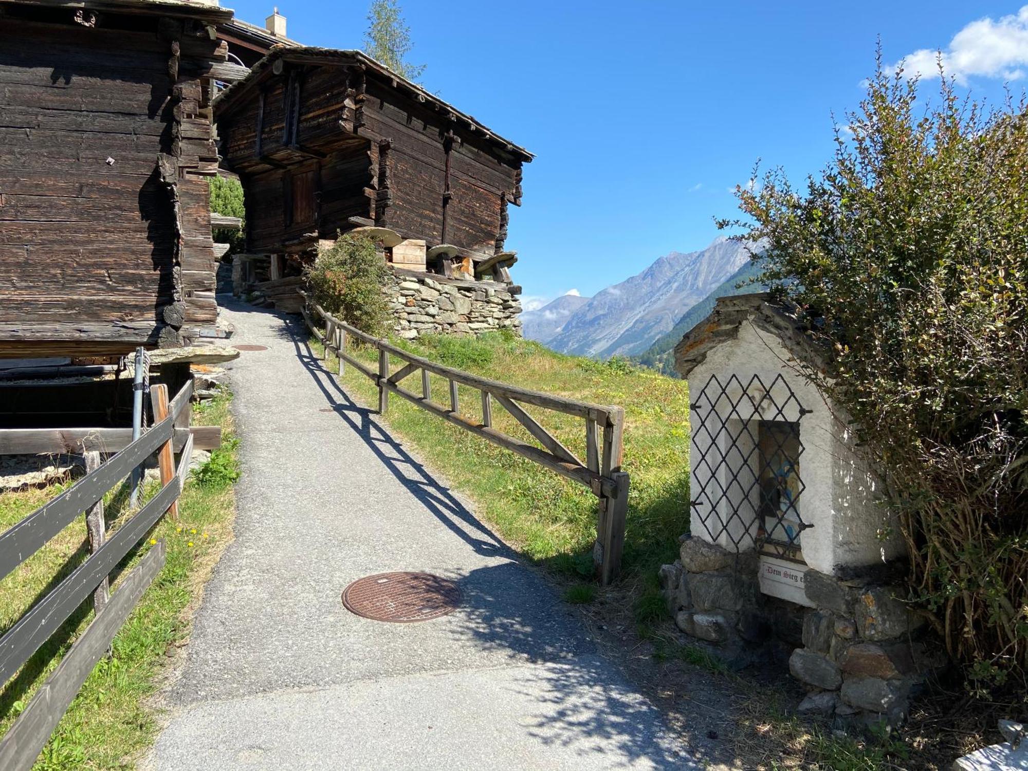 Chalet Coral Und Zermatter Stadel الغرفة الصورة